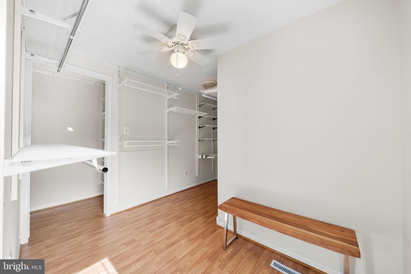 8690 YOUNG CT, SPRINGFIELD, Virginia 22153, 5 Bedrooms Bedrooms, ,3 BathroomsBathrooms,Residential,For sale,8690 YOUNG CT,VAFX2258844 MLS # VAFX2258844