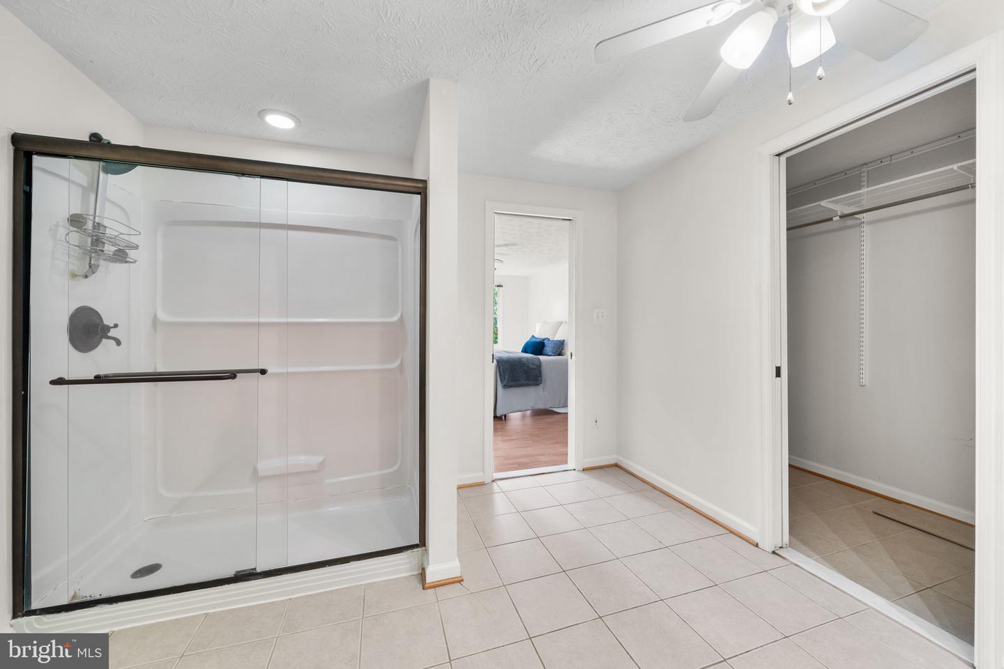 8690 YOUNG CT, SPRINGFIELD, Virginia 22153, 5 Bedrooms Bedrooms, ,3 BathroomsBathrooms,Residential,For sale,8690 YOUNG CT,VAFX2258844 MLS # VAFX2258844