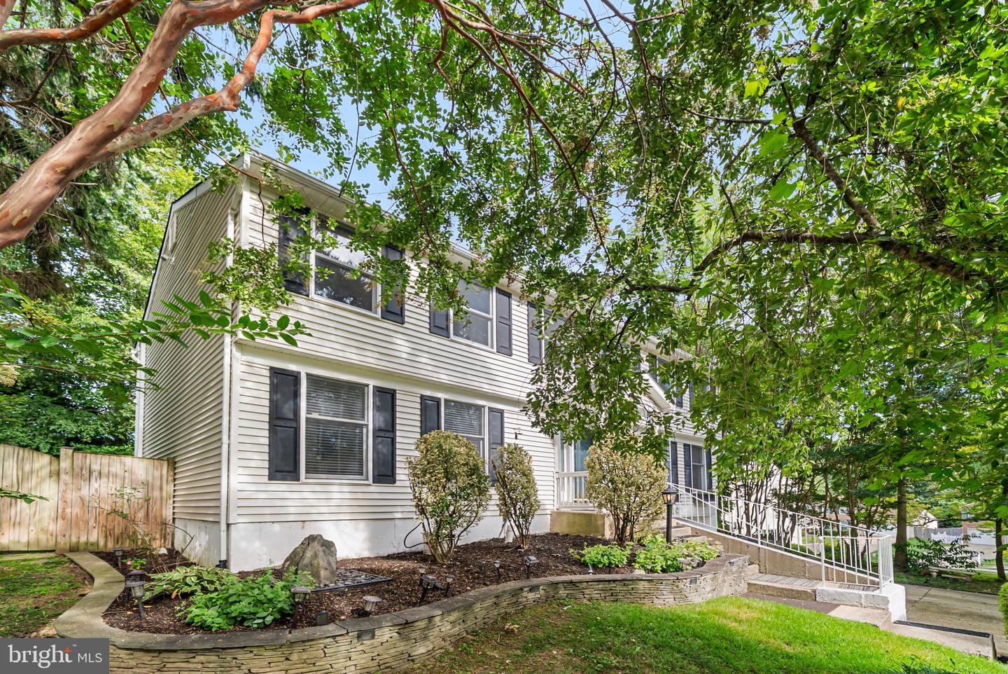 8690 YOUNG CT, SPRINGFIELD, Virginia 22153, 5 Bedrooms Bedrooms, ,3 BathroomsBathrooms,Residential,For sale,8690 YOUNG CT,VAFX2258844 MLS # VAFX2258844