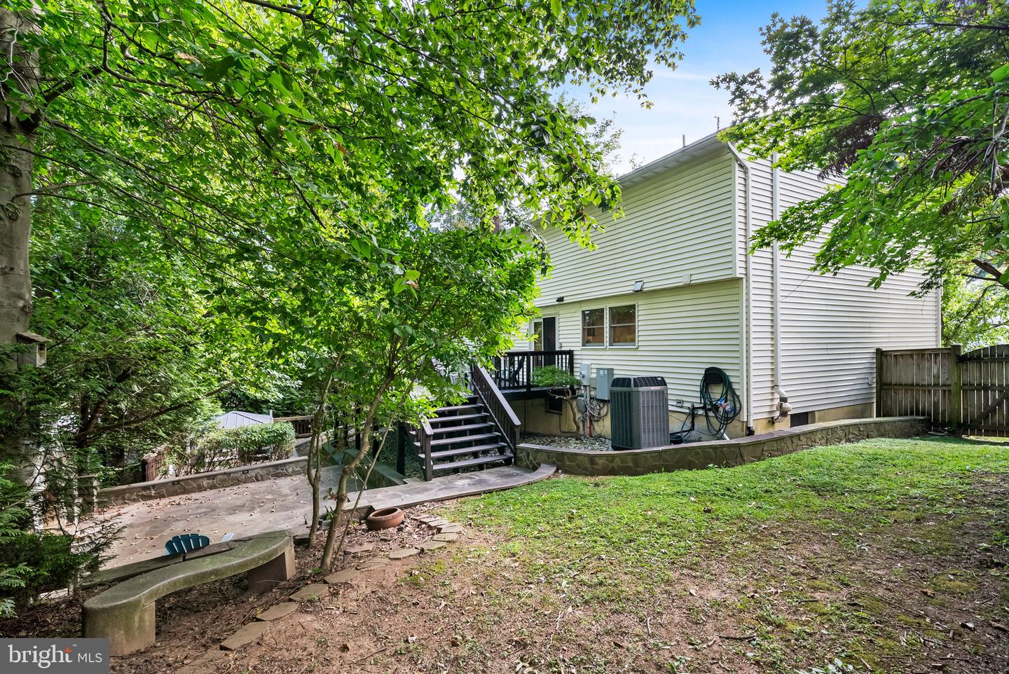 8690 YOUNG CT, SPRINGFIELD, Virginia 22153, 5 Bedrooms Bedrooms, ,3 BathroomsBathrooms,Residential,For sale,8690 YOUNG CT,VAFX2258844 MLS # VAFX2258844