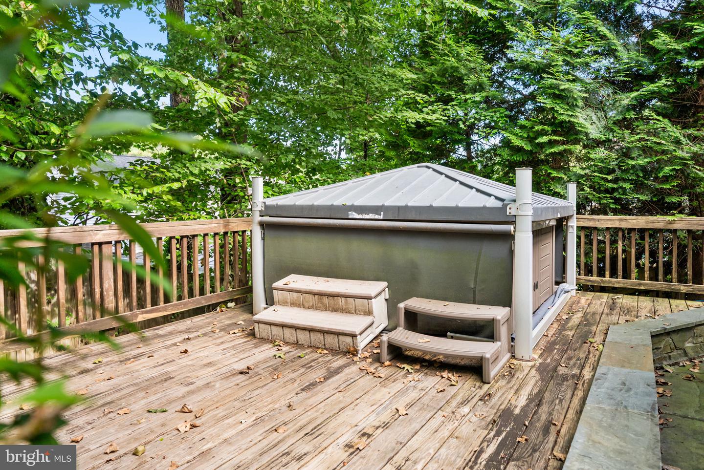 8690 YOUNG CT, SPRINGFIELD, Virginia 22153, 5 Bedrooms Bedrooms, ,3 BathroomsBathrooms,Residential,For sale,8690 YOUNG CT,VAFX2258844 MLS # VAFX2258844