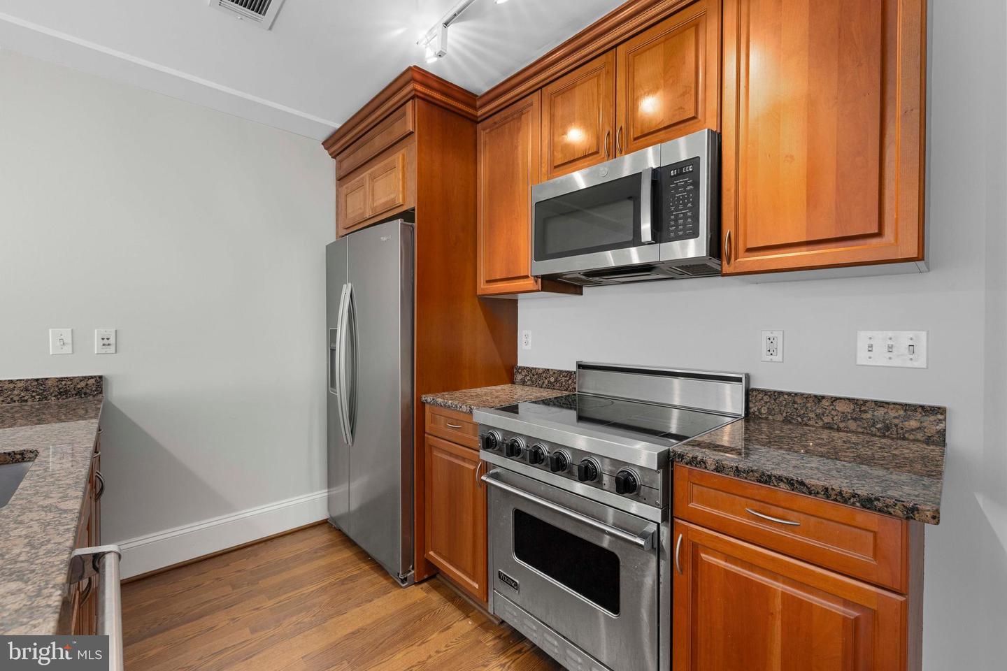 1830 JEFFERSON PL NW #12, WASHINGTON, District Of Columbia 20036, 1 Bedroom Bedrooms, ,2 BathroomsBathrooms,Residential,For sale,1830 JEFFERSON PL NW #12,DCDC2213360 MLS # DCDC2213360