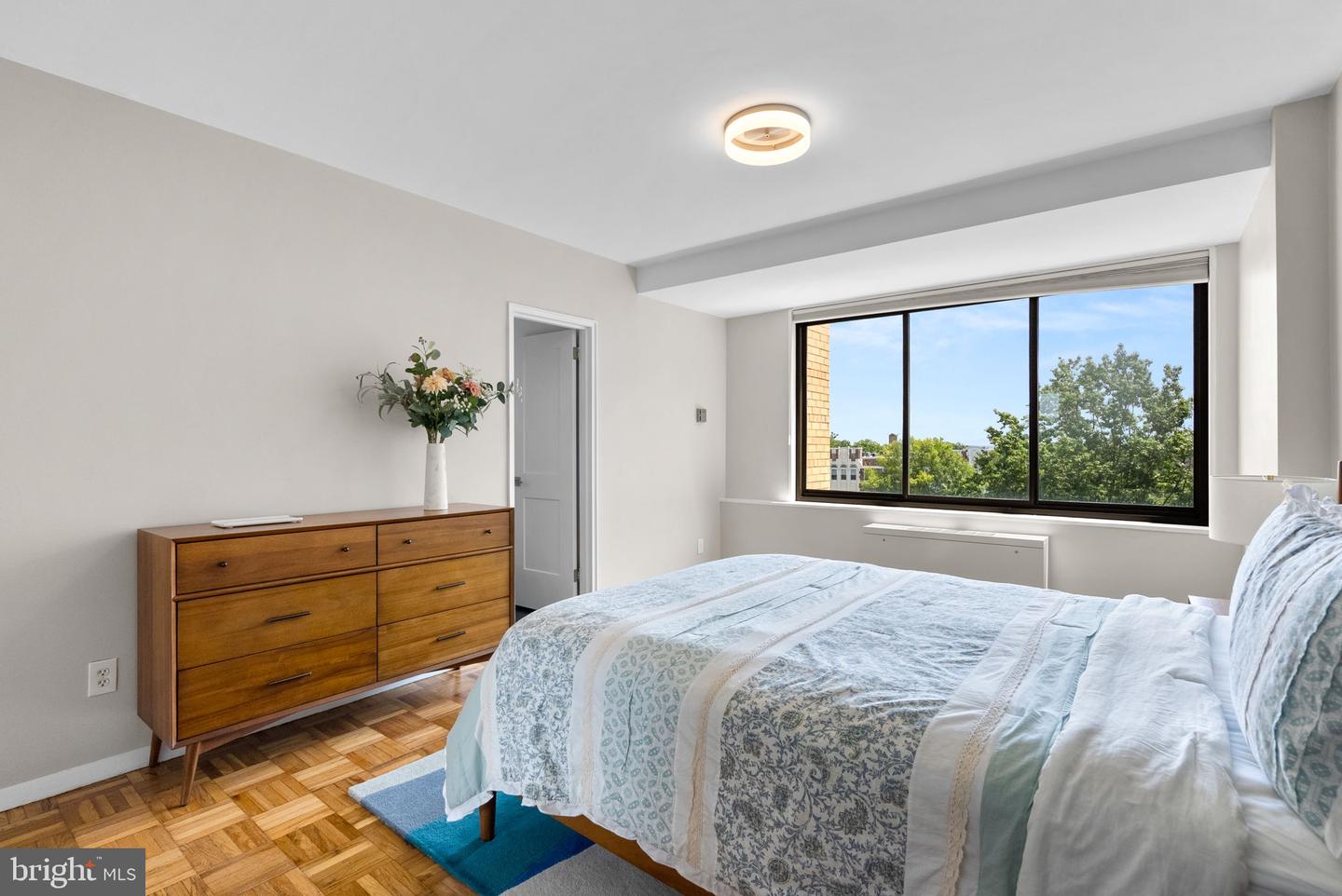 4740 CONNECTICUT AVE NW #803, WASHINGTON, District Of Columbia 20008, 2 Bedrooms Bedrooms, ,2 BathroomsBathrooms,Residential,For sale,4740 CONNECTICUT AVE NW #803,DCDC2213590 MLS # DCDC2213590