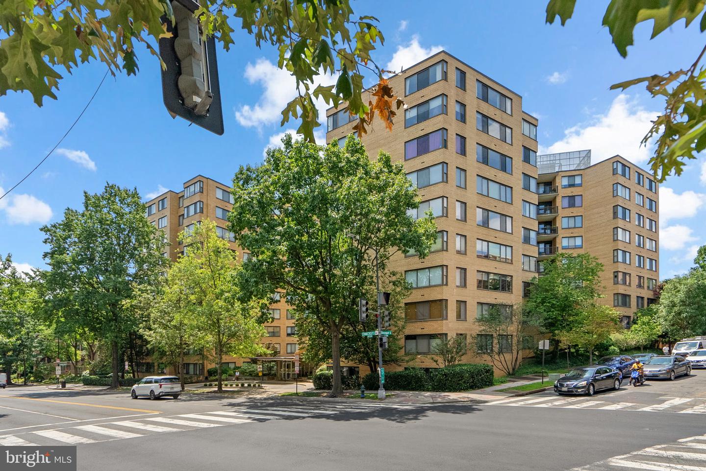 4740 CONNECTICUT AVE NW #803, WASHINGTON, District Of Columbia 20008, 2 Bedrooms Bedrooms, ,2 BathroomsBathrooms,Residential,For sale,4740 CONNECTICUT AVE NW #803,DCDC2213590 MLS # DCDC2213590