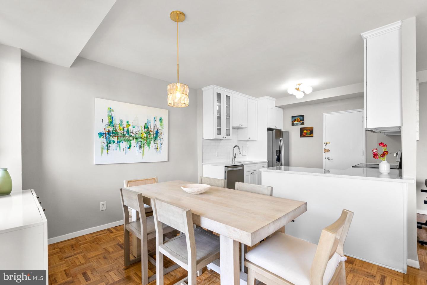4740 CONNECTICUT AVE NW #803, WASHINGTON, District Of Columbia 20008, 2 Bedrooms Bedrooms, ,2 BathroomsBathrooms,Residential,For sale,4740 CONNECTICUT AVE NW #803,DCDC2213590 MLS # DCDC2213590
