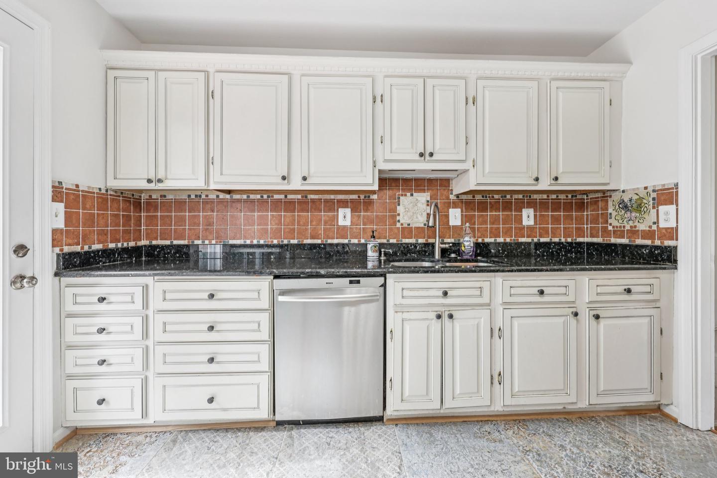 8401 FELTON LN, ALEXANDRIA, Virginia 22308, 4 Bedrooms Bedrooms, 7 Rooms Rooms,3 BathroomsBathrooms,Residential,For sale,8401 FELTON LN,VAFX2259342 MLS # VAFX2259342