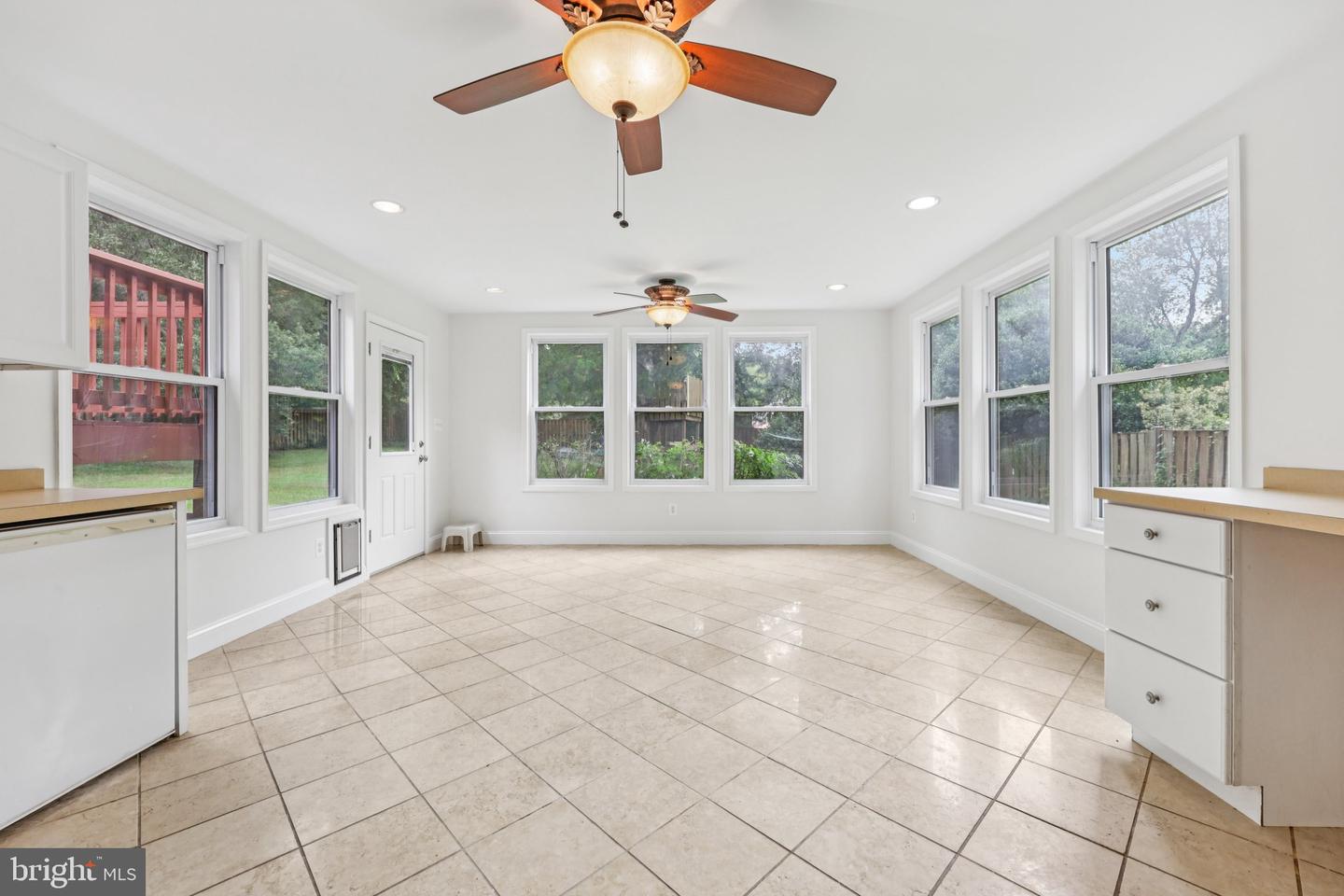 8401 FELTON LN, ALEXANDRIA, Virginia 22308, 4 Bedrooms Bedrooms, 7 Rooms Rooms,3 BathroomsBathrooms,Residential,For sale,8401 FELTON LN,VAFX2259342 MLS # VAFX2259342