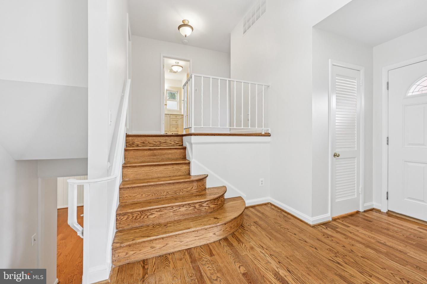 8401 FELTON LN, ALEXANDRIA, Virginia 22308, 4 Bedrooms Bedrooms, 7 Rooms Rooms,3 BathroomsBathrooms,Residential,For sale,8401 FELTON LN,VAFX2259342 MLS # VAFX2259342