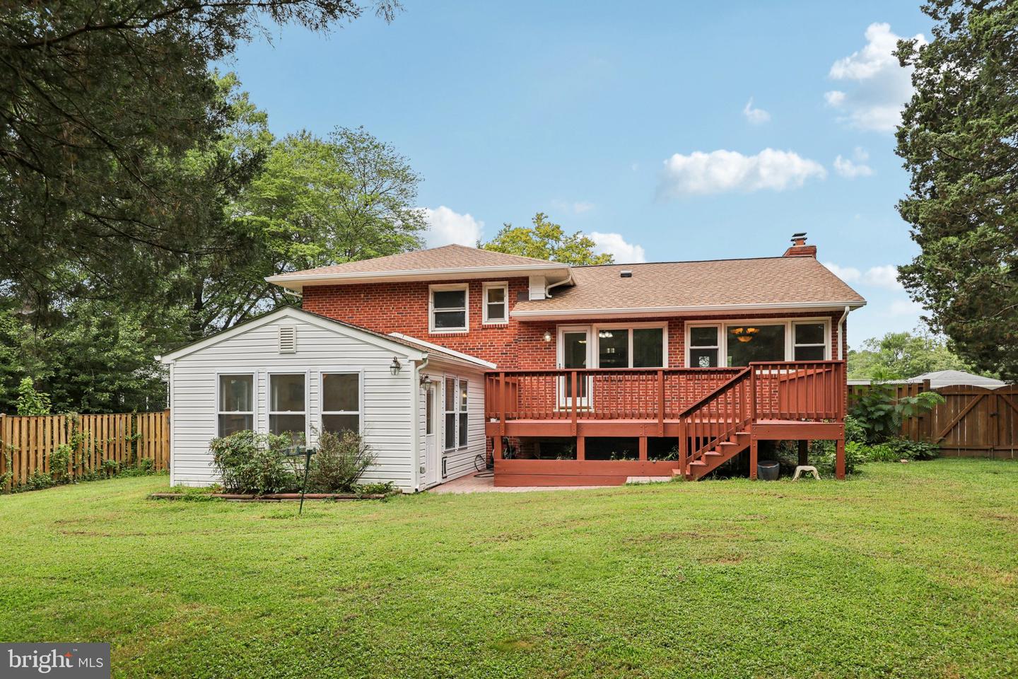 8401 FELTON LN, ALEXANDRIA, Virginia 22308, 4 Bedrooms Bedrooms, 7 Rooms Rooms,3 BathroomsBathrooms,Residential,For sale,8401 FELTON LN,VAFX2259342 MLS # VAFX2259342