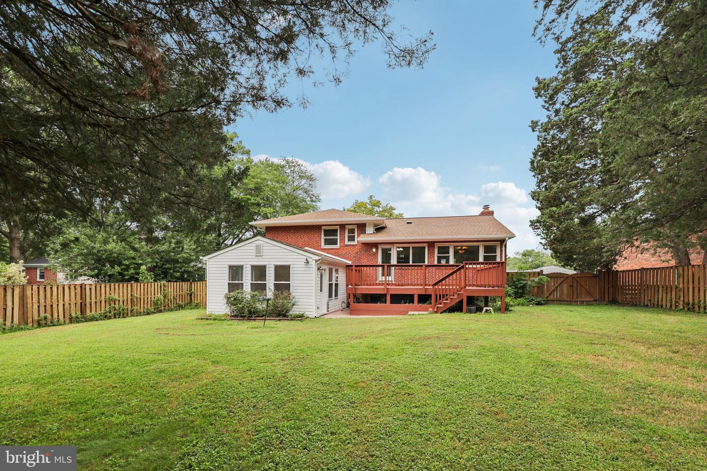 8401 FELTON LN, ALEXANDRIA, Virginia 22308, 4 Bedrooms Bedrooms, 7 Rooms Rooms,3 BathroomsBathrooms,Residential,For sale,8401 FELTON LN,VAFX2259342 MLS # VAFX2259342