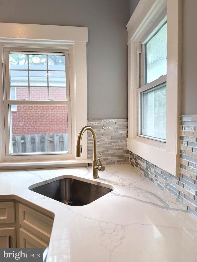 2838 MYRTLE AVE NE, WASHINGTON, District Of Columbia 20018, 4 Bedrooms Bedrooms, ,2 BathroomsBathrooms,Residential,For sale,2838 MYRTLE AVE NE,DCDC2213846 MLS # DCDC2213846