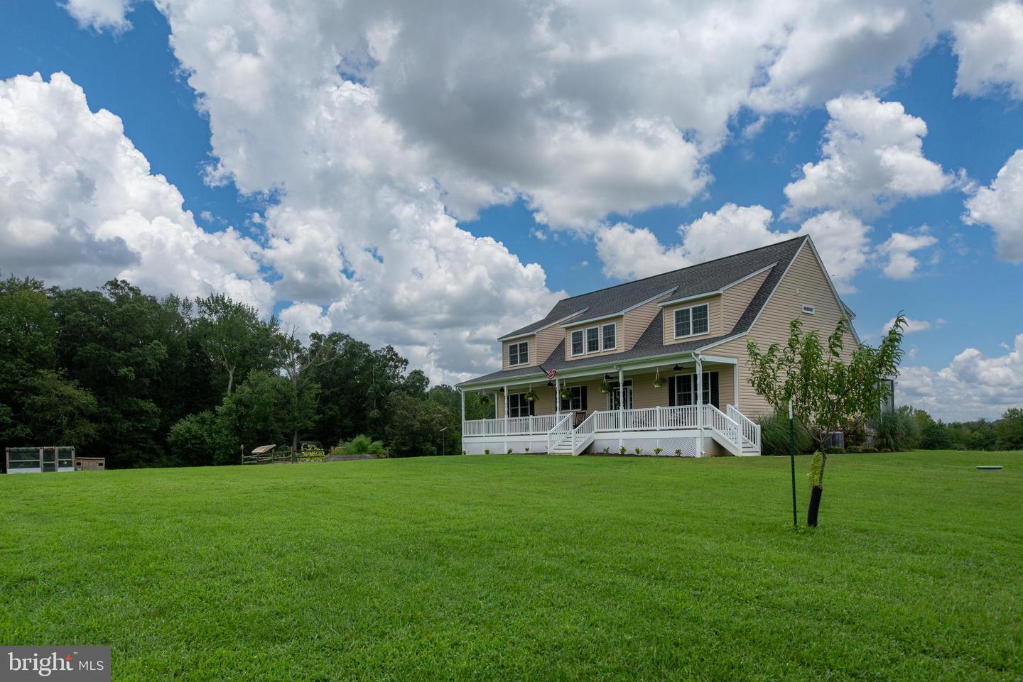 16233 BULLOCKS RD, WOODFORD, Virginia 22580, 7 Bedrooms Bedrooms, 11 Rooms Rooms,4 BathroomsBathrooms,Residential,For sale,16233 BULLOCKS RD,VACV2008628 MLS # VACV2008628