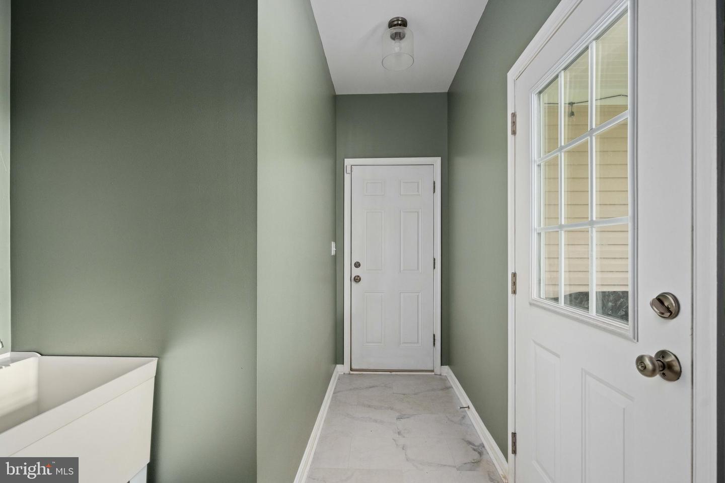 16233 BULLOCKS RD, WOODFORD, Virginia 22580, 7 Bedrooms Bedrooms, 11 Rooms Rooms,4 BathroomsBathrooms,Residential,For sale,16233 BULLOCKS RD,VACV2008628 MLS # VACV2008628