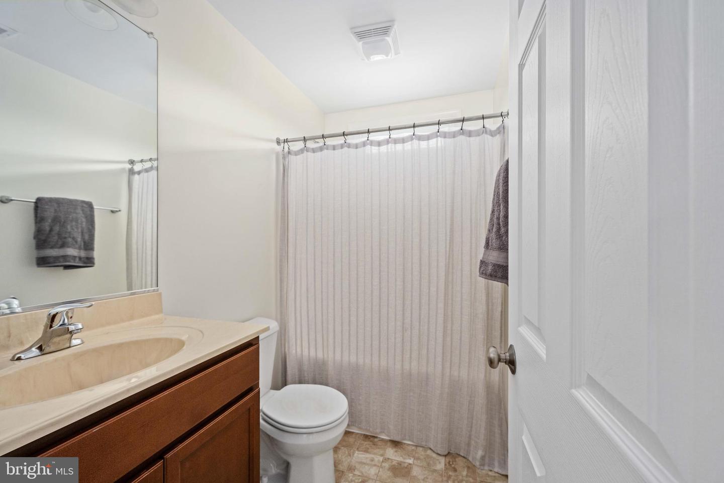 16233 BULLOCKS RD, WOODFORD, Virginia 22580, 7 Bedrooms Bedrooms, 11 Rooms Rooms,4 BathroomsBathrooms,Residential,For sale,16233 BULLOCKS RD,VACV2008628 MLS # VACV2008628