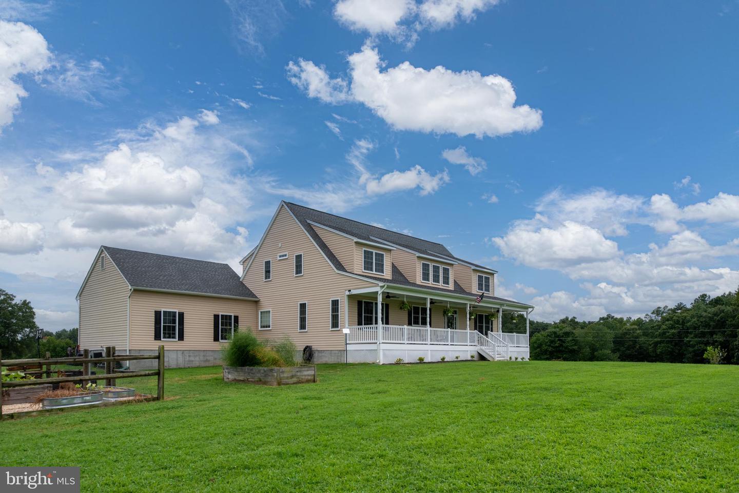 16233 BULLOCKS RD, WOODFORD, Virginia 22580, 7 Bedrooms Bedrooms, 11 Rooms Rooms,4 BathroomsBathrooms,Residential,For sale,16233 BULLOCKS RD,VACV2008628 MLS # VACV2008628