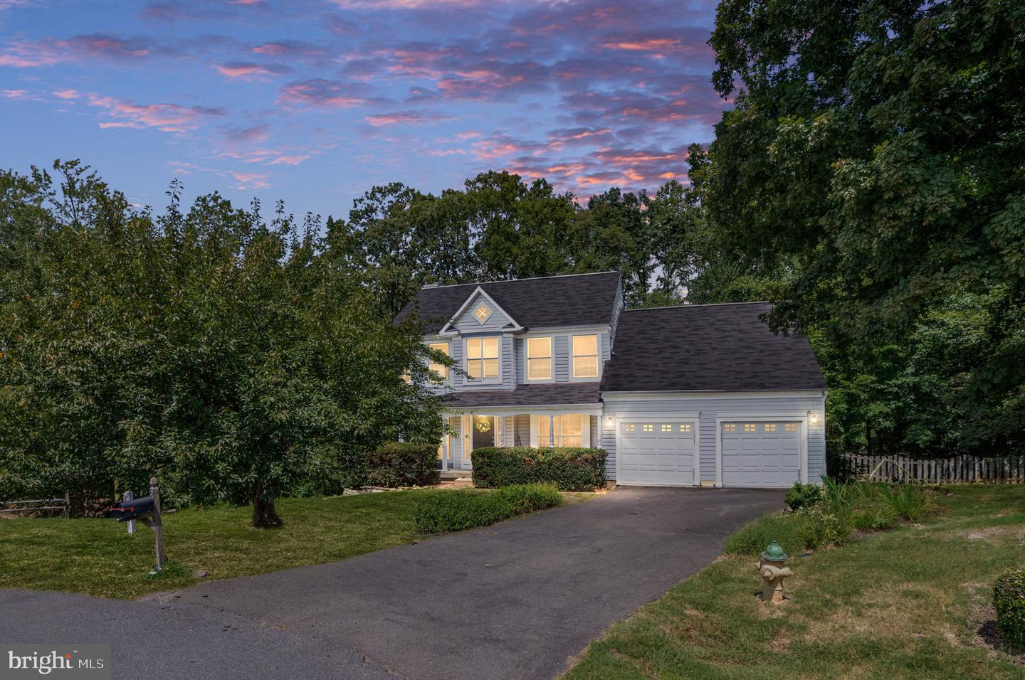 6 AMBER CT, FREDERICKSBURG, Virginia 22406, 5 Bedrooms Bedrooms, ,3 BathroomsBathrooms,Residential,For sale,6 AMBER CT,VAST2041584 MLS # VAST2041584