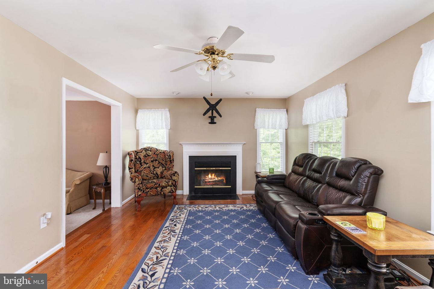6 AMBER CT, FREDERICKSBURG, Virginia 22406, 5 Bedrooms Bedrooms, ,3 BathroomsBathrooms,Residential,For sale,6 AMBER CT,VAST2041584 MLS # VAST2041584