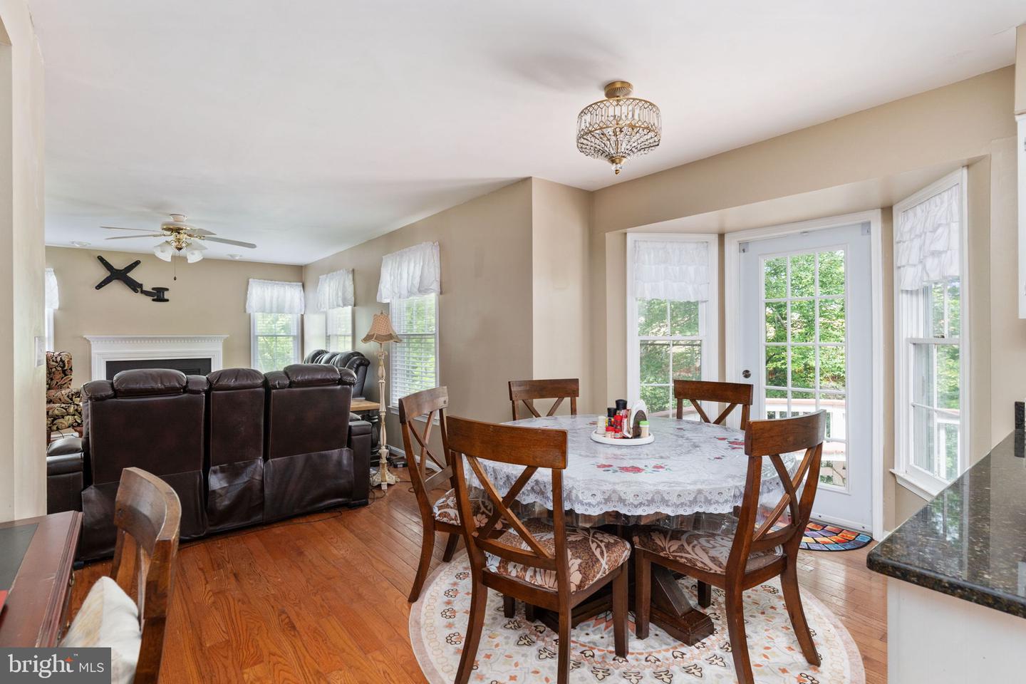 6 AMBER CT, FREDERICKSBURG, Virginia 22406, 5 Bedrooms Bedrooms, ,3 BathroomsBathrooms,Residential,For sale,6 AMBER CT,VAST2041584 MLS # VAST2041584