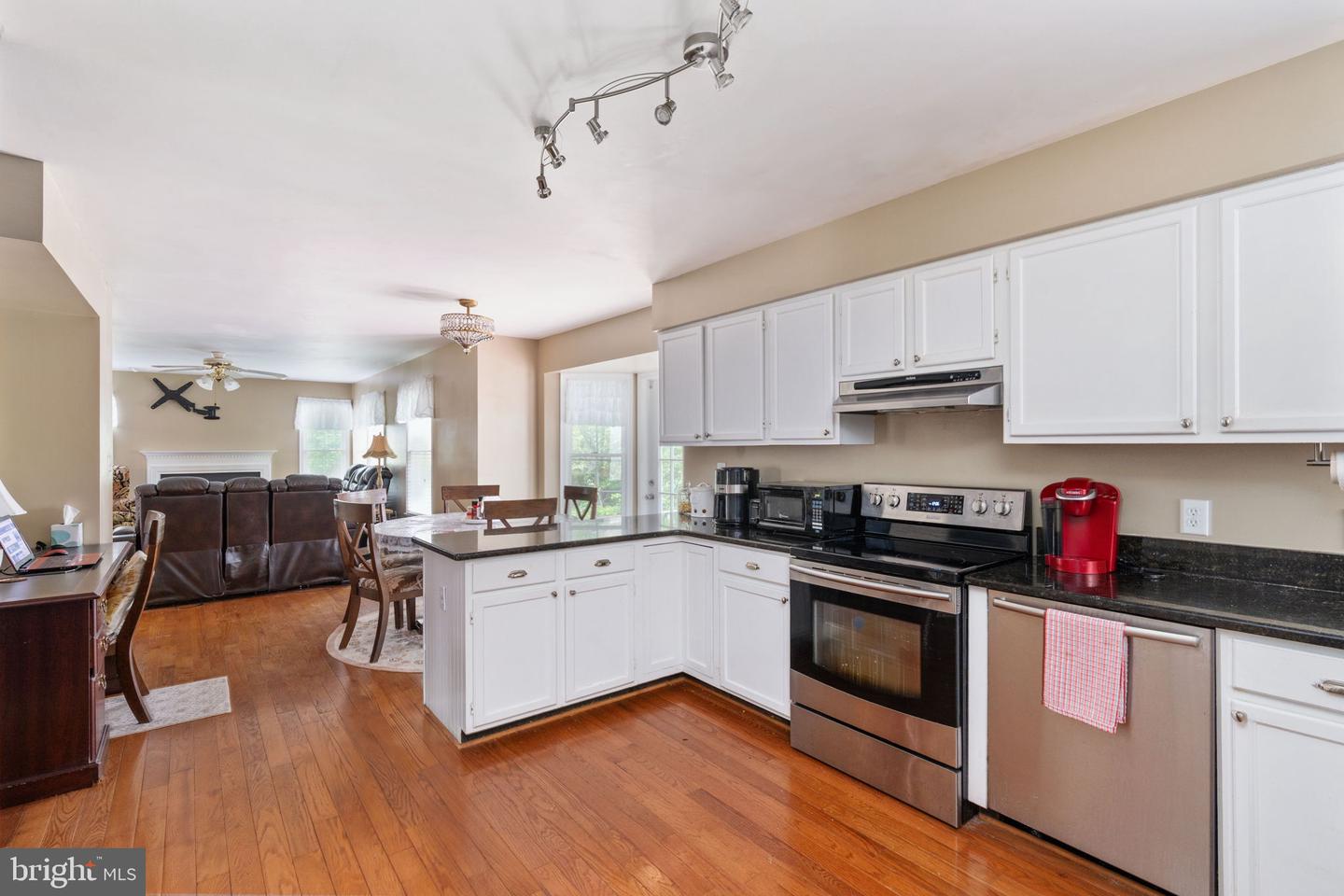 6 AMBER CT, FREDERICKSBURG, Virginia 22406, 5 Bedrooms Bedrooms, ,3 BathroomsBathrooms,Residential,For sale,6 AMBER CT,VAST2041584 MLS # VAST2041584