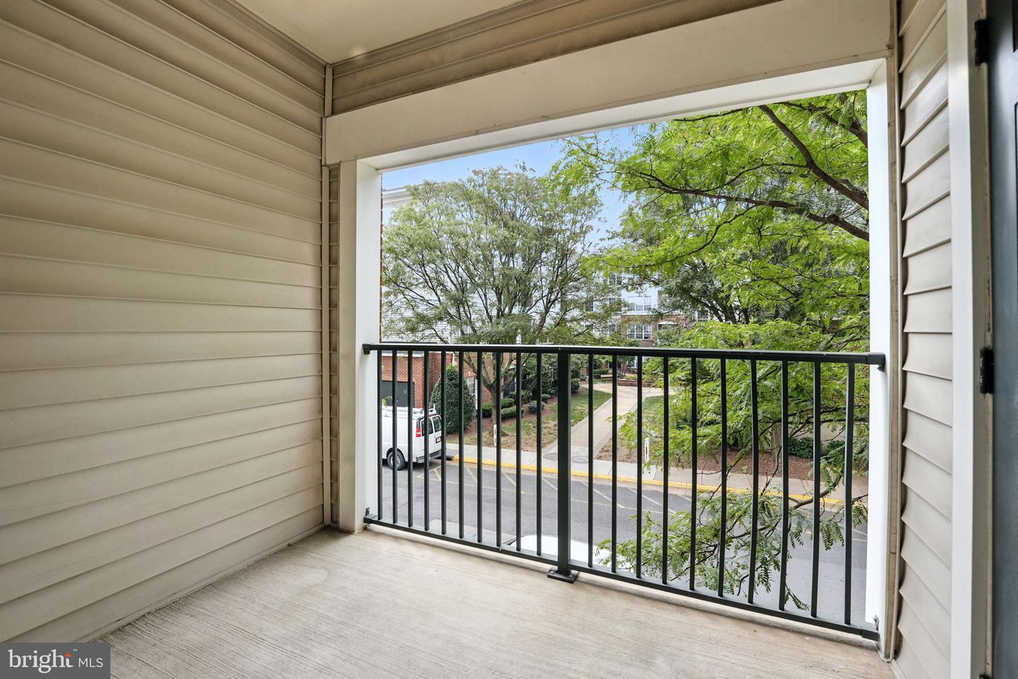 4854 EISENHOWER AVE #248, ALEXANDRIA, Virginia 22304, 2 Bedrooms Bedrooms, ,1 BathroomBathrooms,Residential,For sale,4854 EISENHOWER AVE #248,VAAX2048448 MLS # VAAX2048448