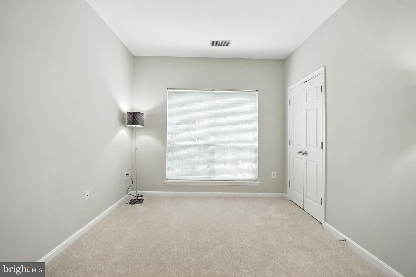 4854 EISENHOWER AVE #248, ALEXANDRIA, Virginia 22304, 2 Bedrooms Bedrooms, ,1 BathroomBathrooms,Residential,For sale,4854 EISENHOWER AVE #248,VAAX2048448 MLS # VAAX2048448