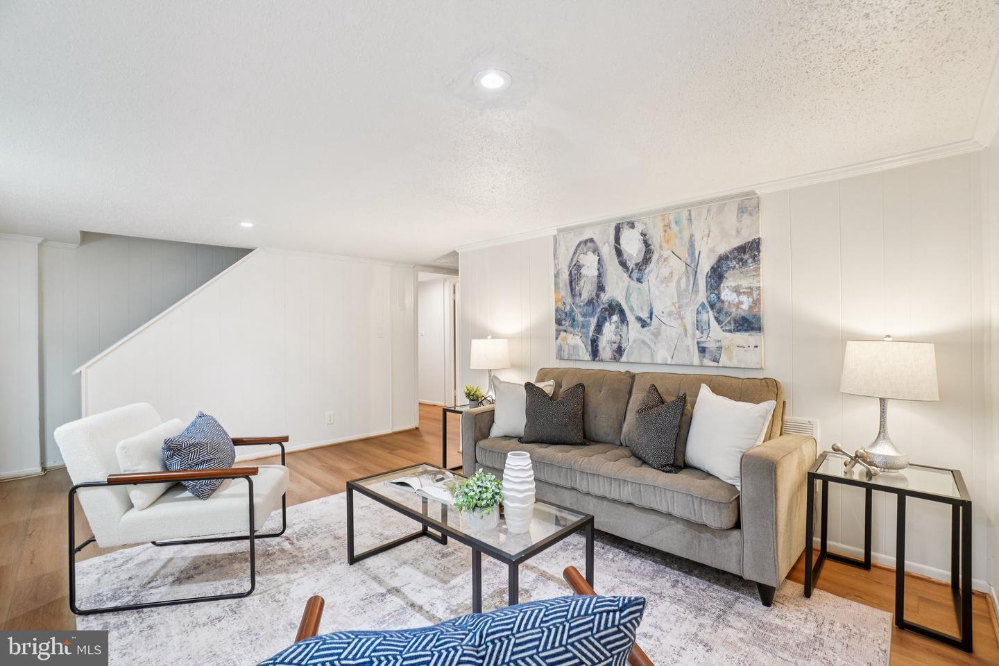 2824 S ABINGDON ST #A2, ARLINGTON, Virginia 22206, 3 Bedrooms Bedrooms, ,2 BathroomsBathrooms,Residential,For sale,2824 S ABINGDON ST #A2,VAAR2062024 MLS # VAAR2062024