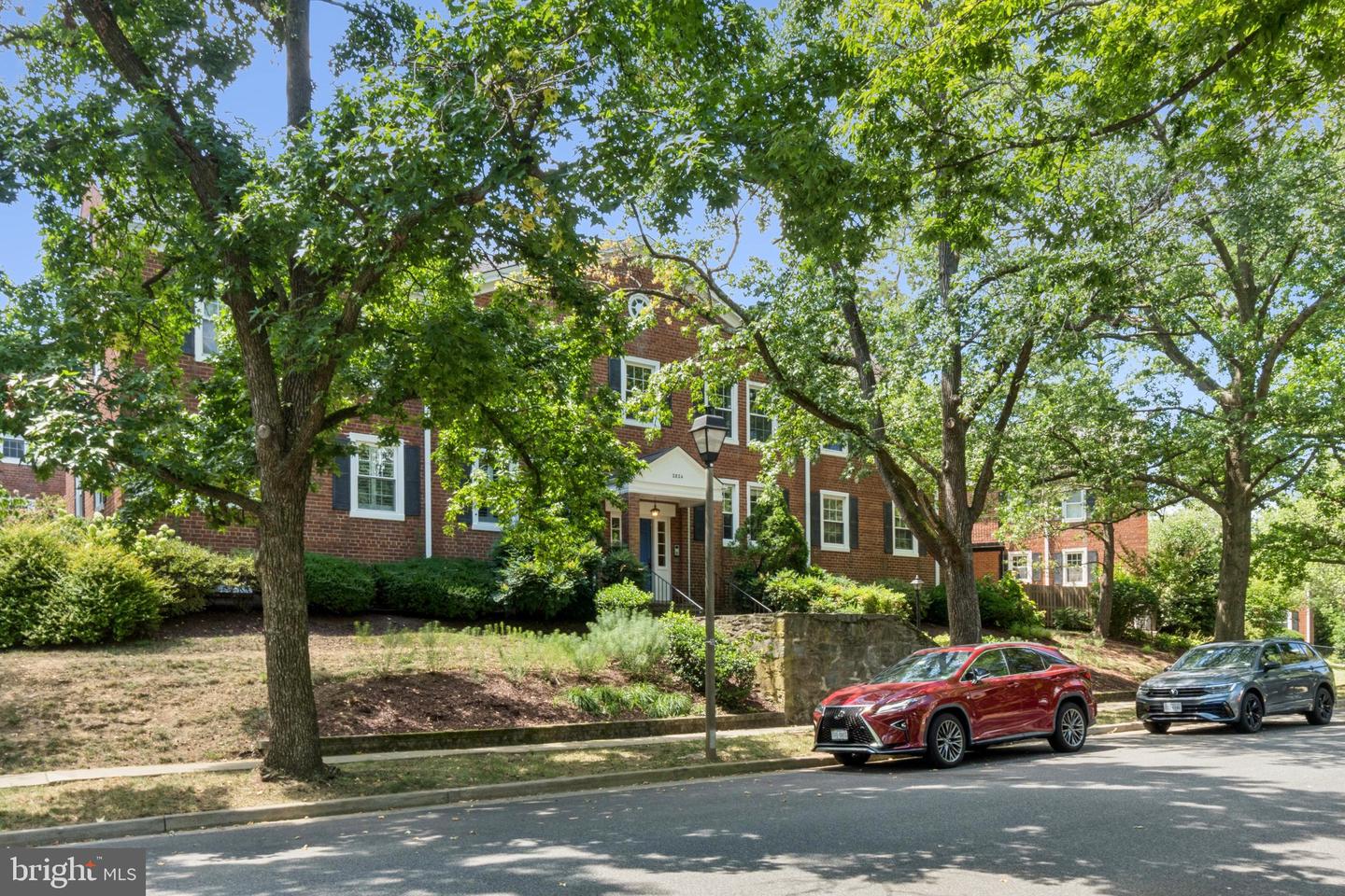 2824 S ABINGDON ST #A2, ARLINGTON, Virginia 22206, 3 Bedrooms Bedrooms, ,2 BathroomsBathrooms,Residential,For sale,2824 S ABINGDON ST #A2,VAAR2062024 MLS # VAAR2062024