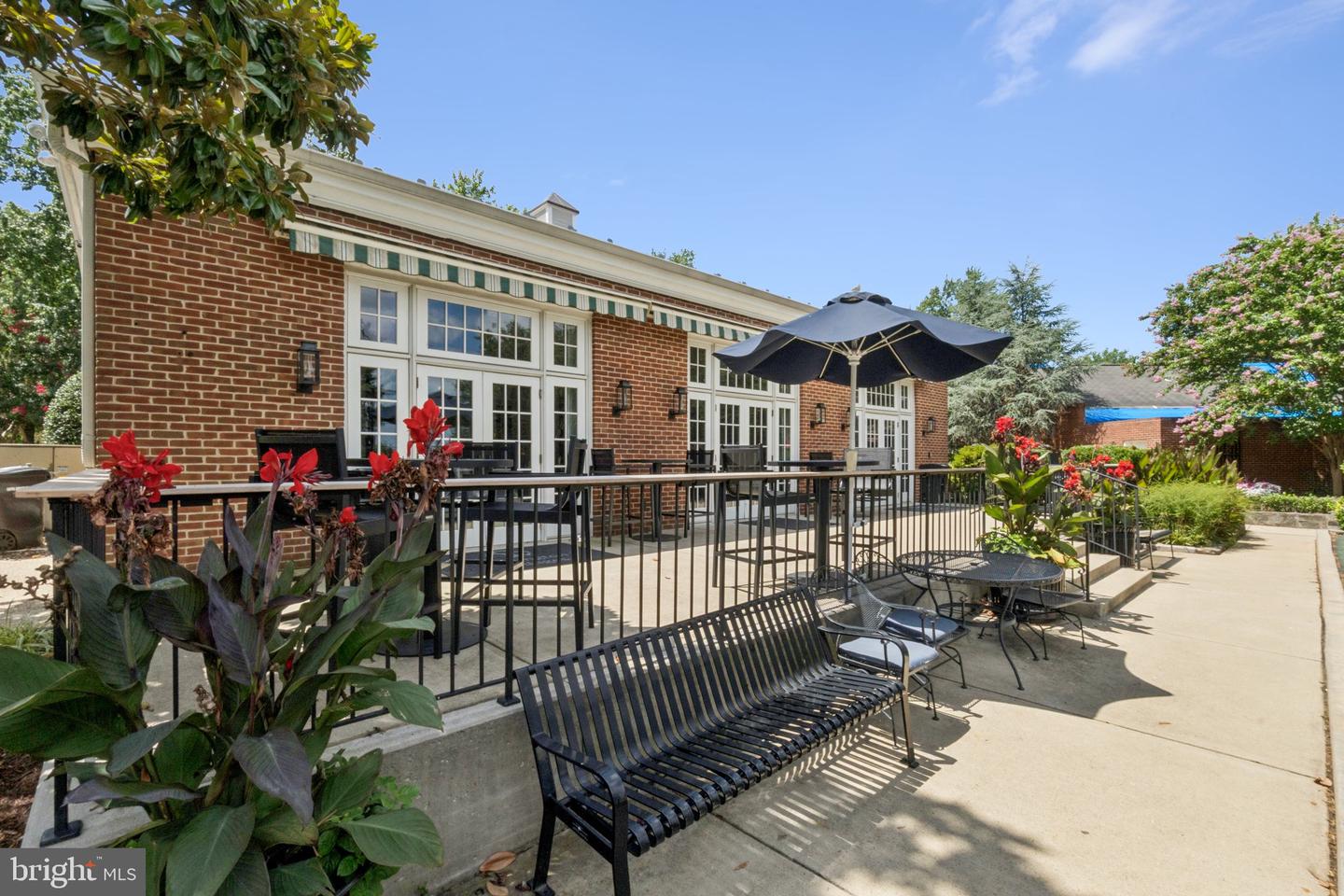 2824 S ABINGDON ST #A2, ARLINGTON, Virginia 22206, 3 Bedrooms Bedrooms, ,2 BathroomsBathrooms,Residential,For sale,2824 S ABINGDON ST #A2,VAAR2062024 MLS # VAAR2062024
