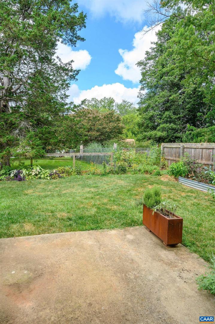 103 CHRISTA CT, CHARLOTTESVILLE, Virginia 22903, 3 Bedrooms Bedrooms, ,2 BathroomsBathrooms,Residential,For sale,103 CHRISTA CT,667620 MLS # 667620
