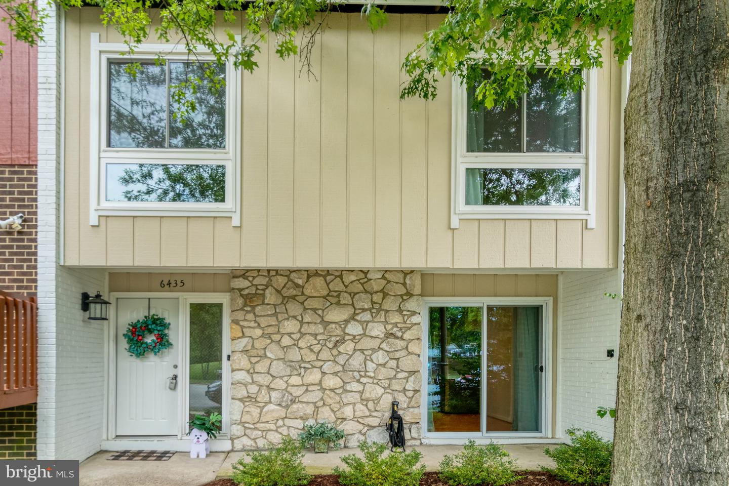 6435 ROCKSHIRE ST, ALEXANDRIA, Virginia 22315, 4 Bedrooms Bedrooms, ,2 BathroomsBathrooms,Residential,For sale,6435 ROCKSHIRE ST,VAFX2260138 MLS # VAFX2260138