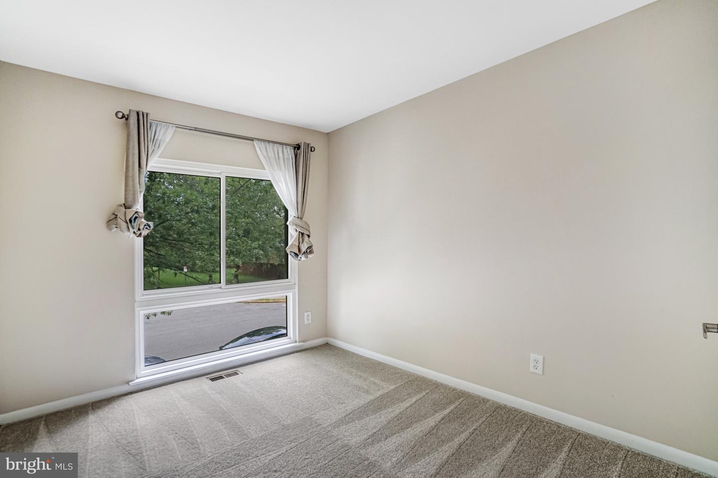 6435 ROCKSHIRE ST, ALEXANDRIA, Virginia 22315, 4 Bedrooms Bedrooms, ,2 BathroomsBathrooms,Residential,For sale,6435 ROCKSHIRE ST,VAFX2260138 MLS # VAFX2260138