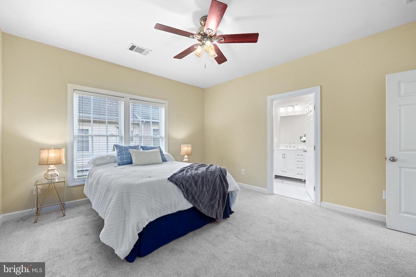 4327 THOMAS BRIGADE LN, FAIRFAX, Virginia 22033, 3 Bedrooms Bedrooms, ,2 BathroomsBathrooms,Residential,For sale,4327 THOMAS BRIGADE LN,VAFX2260164 MLS # VAFX2260164