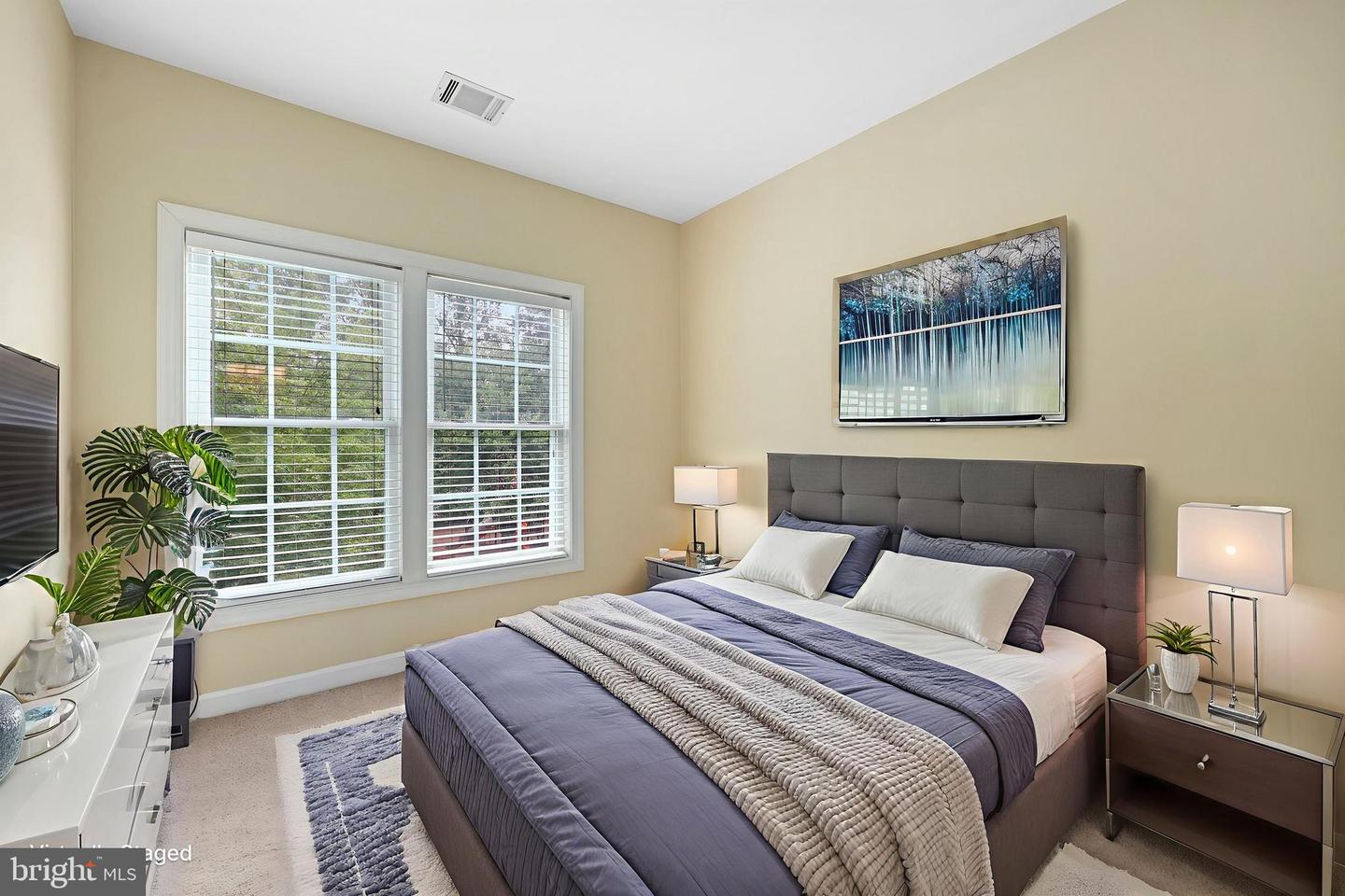 4327 THOMAS BRIGADE LN, FAIRFAX, Virginia 22033, 3 Bedrooms Bedrooms, ,2 BathroomsBathrooms,Residential,For sale,4327 THOMAS BRIGADE LN,VAFX2260164 MLS # VAFX2260164