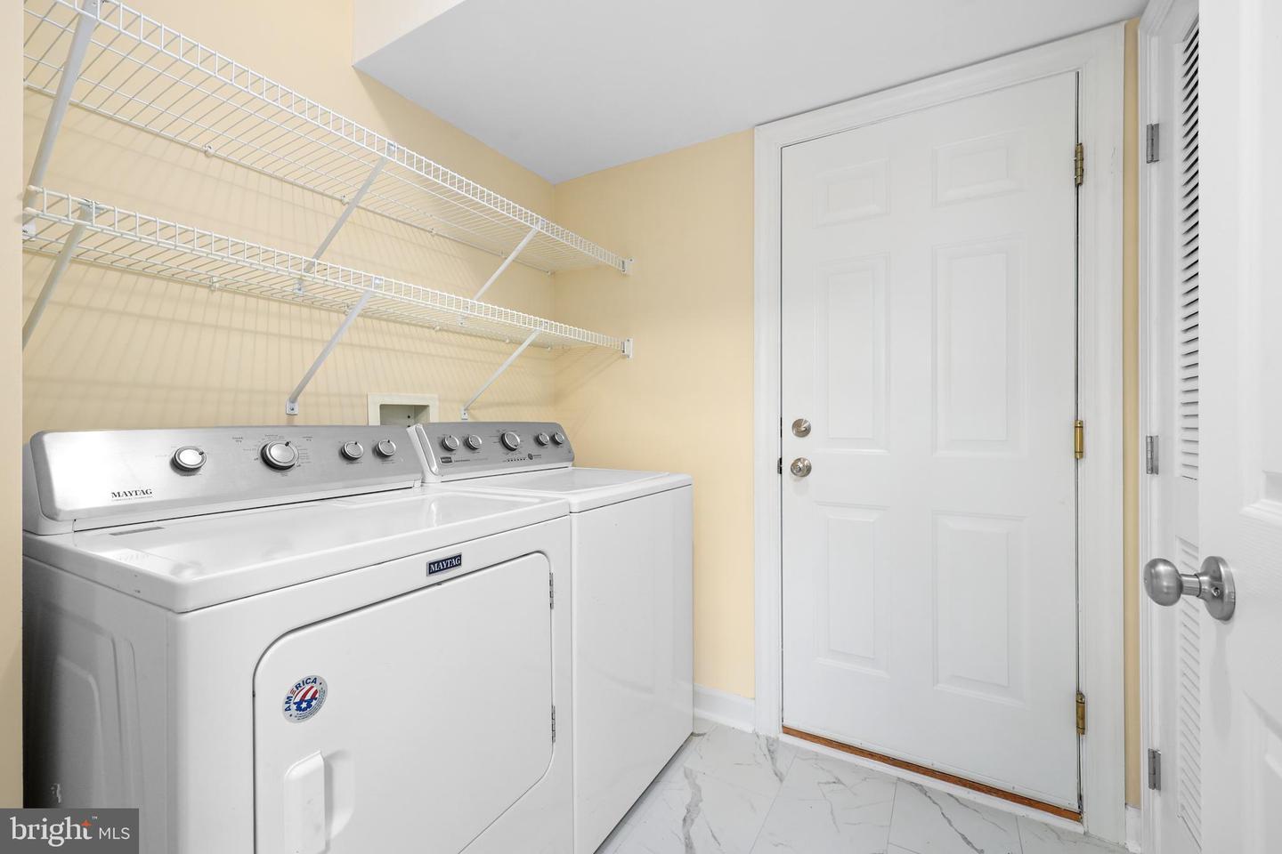 4327 THOMAS BRIGADE LN, FAIRFAX, Virginia 22033, 3 Bedrooms Bedrooms, ,2 BathroomsBathrooms,Residential,For sale,4327 THOMAS BRIGADE LN,VAFX2260164 MLS # VAFX2260164