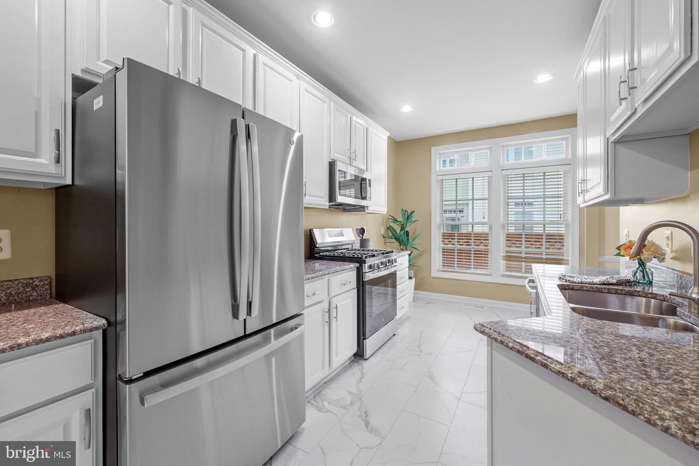 4327 THOMAS BRIGADE LN, FAIRFAX, Virginia 22033, 3 Bedrooms Bedrooms, ,2 BathroomsBathrooms,Residential,For sale,4327 THOMAS BRIGADE LN,VAFX2260164 MLS # VAFX2260164