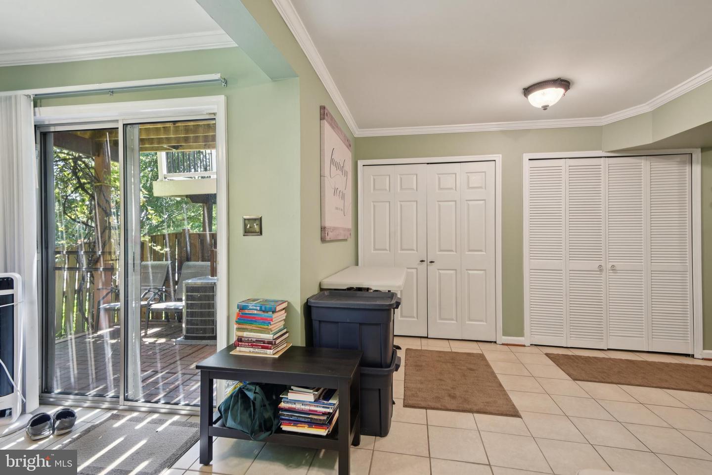 586 LILAC TER NE, LEESBURG, Virginia 20176, 3 Bedrooms Bedrooms, ,2 BathroomsBathrooms,Residential,For sale,586 LILAC TER NE,VALO2104222 MLS # VALO2104222