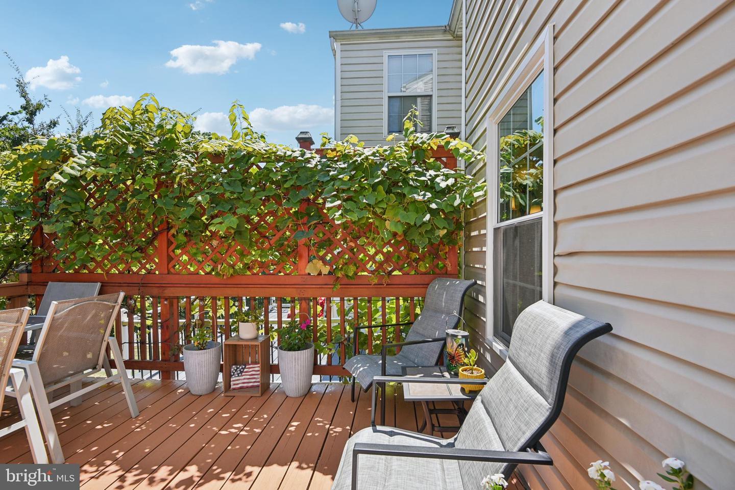 586 LILAC TER NE, LEESBURG, Virginia 20176, 3 Bedrooms Bedrooms, ,2 BathroomsBathrooms,Residential,For sale,586 LILAC TER NE,VALO2104222 MLS # VALO2104222