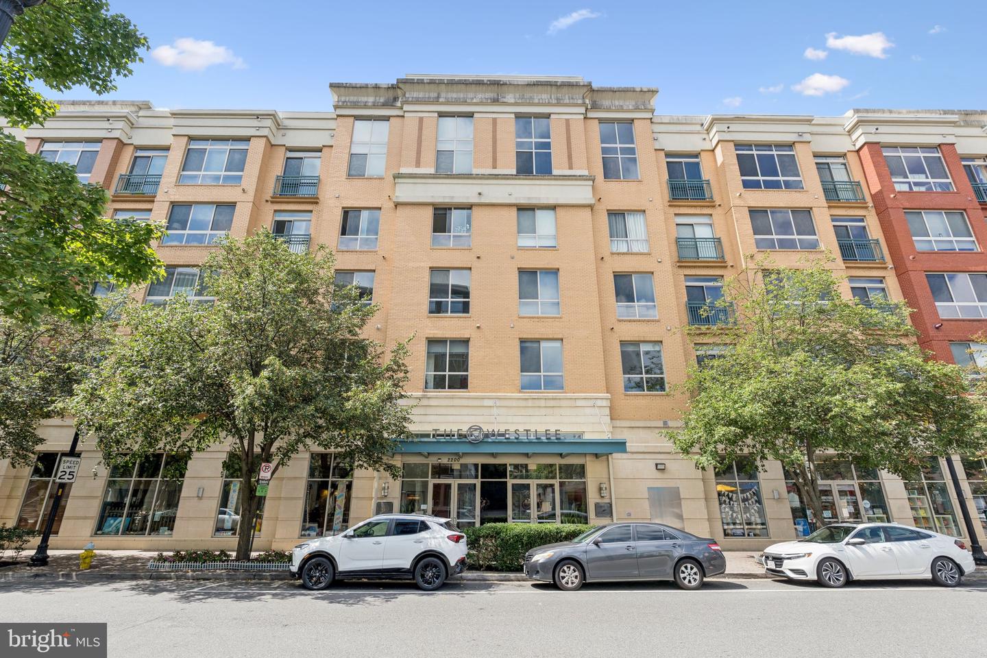 2200 N WESTMORELAND ST #519, ARLINGTON, Virginia 22213, 2 Bedrooms Bedrooms, ,2 BathroomsBathrooms,Residential,For sale,2200 N WESTMORELAND ST #519,VAAR2062108 MLS # VAAR2062108