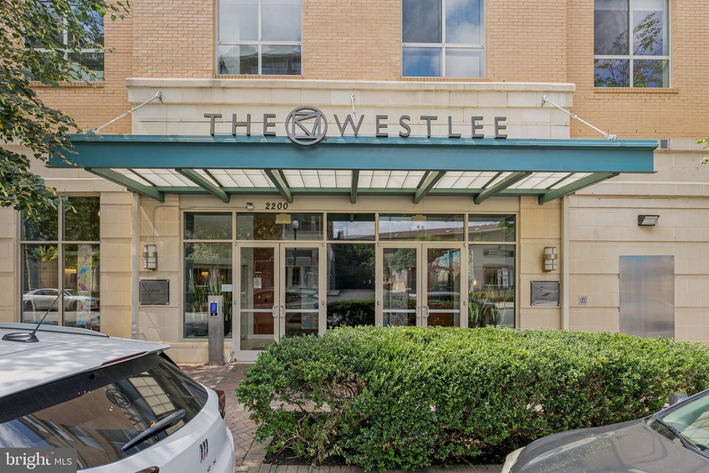 2200 N WESTMORELAND ST #519, ARLINGTON, Virginia 22213, 2 Bedrooms Bedrooms, ,2 BathroomsBathrooms,Residential,For sale,2200 N WESTMORELAND ST #519,VAAR2062108 MLS # VAAR2062108