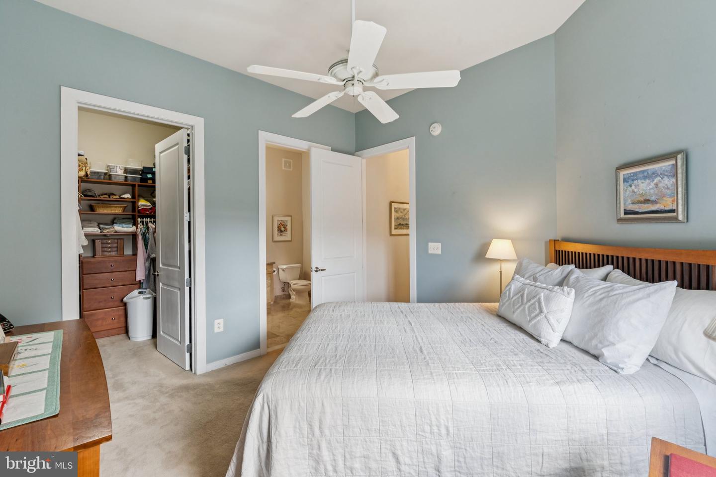 2200 N WESTMORELAND ST #519, ARLINGTON, Virginia 22213, 2 Bedrooms Bedrooms, ,2 BathroomsBathrooms,Residential,For sale,2200 N WESTMORELAND ST #519,VAAR2062108 MLS # VAAR2062108