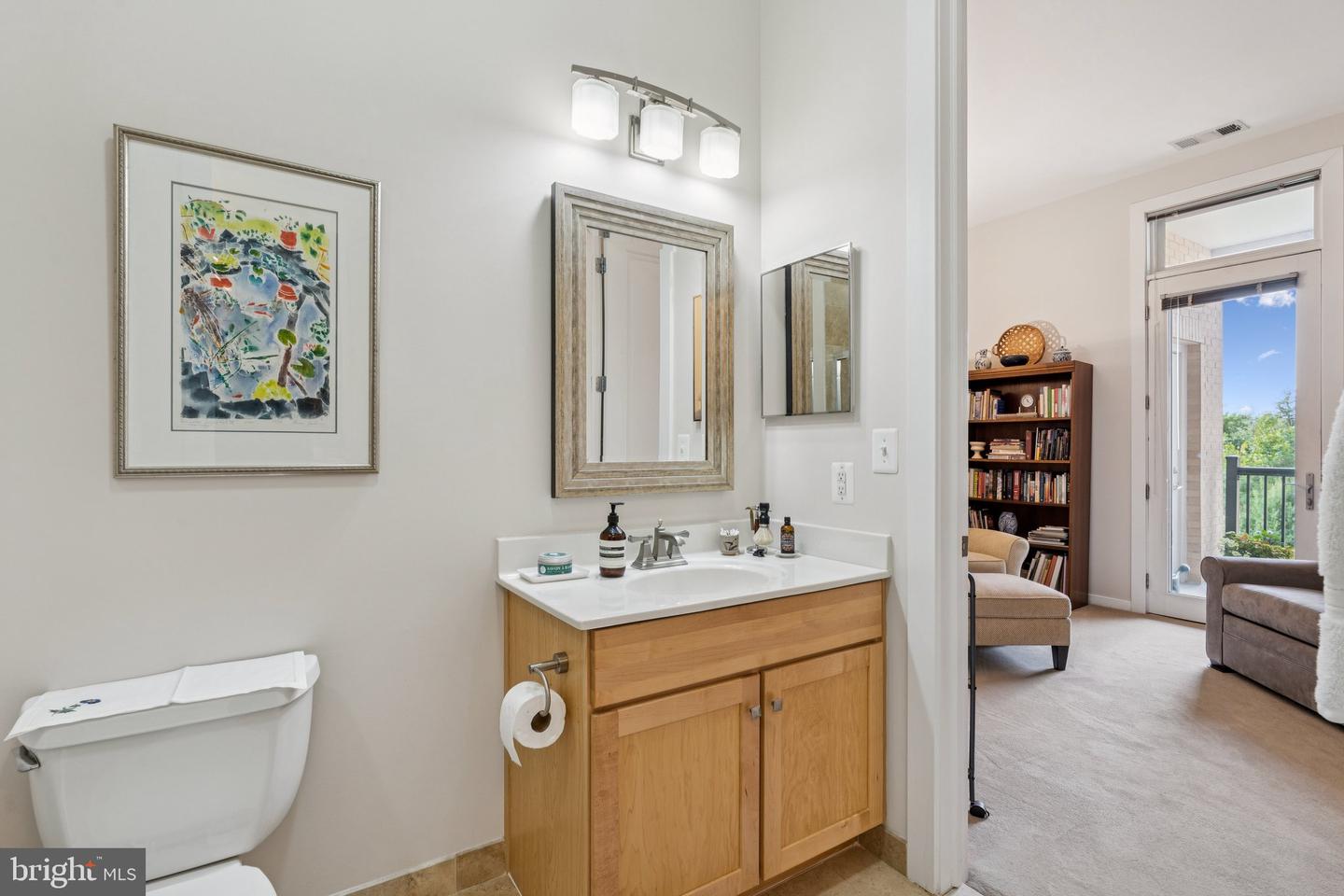 2200 N WESTMORELAND ST #519, ARLINGTON, Virginia 22213, 2 Bedrooms Bedrooms, ,2 BathroomsBathrooms,Residential,For sale,2200 N WESTMORELAND ST #519,VAAR2062108 MLS # VAAR2062108