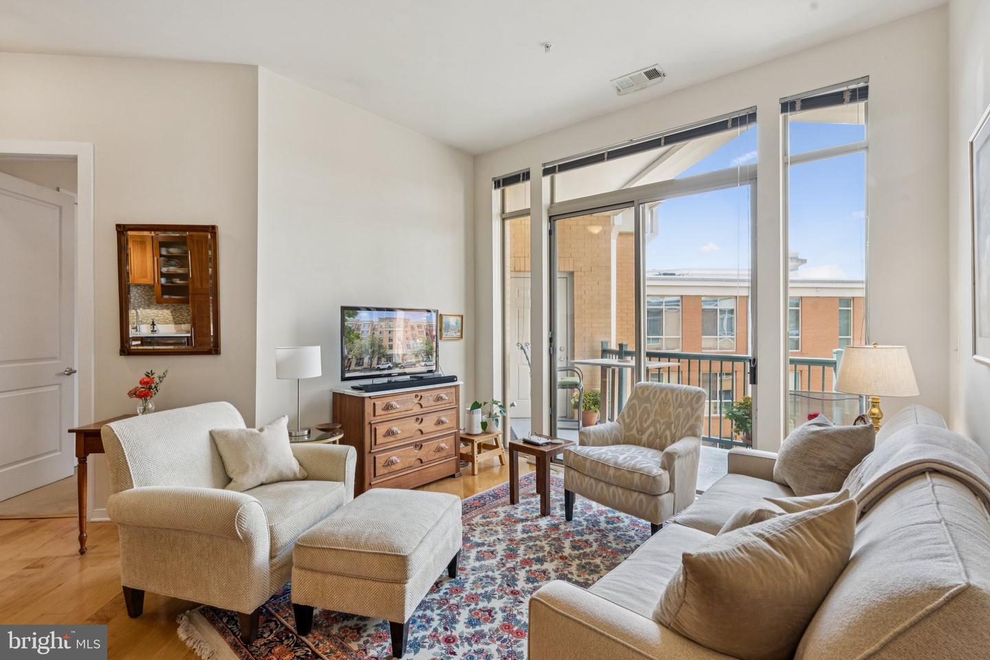 2200 N WESTMORELAND ST #519, ARLINGTON, Virginia 22213, 2 Bedrooms Bedrooms, ,2 BathroomsBathrooms,Residential,For sale,2200 N WESTMORELAND ST #519,VAAR2062108 MLS # VAAR2062108