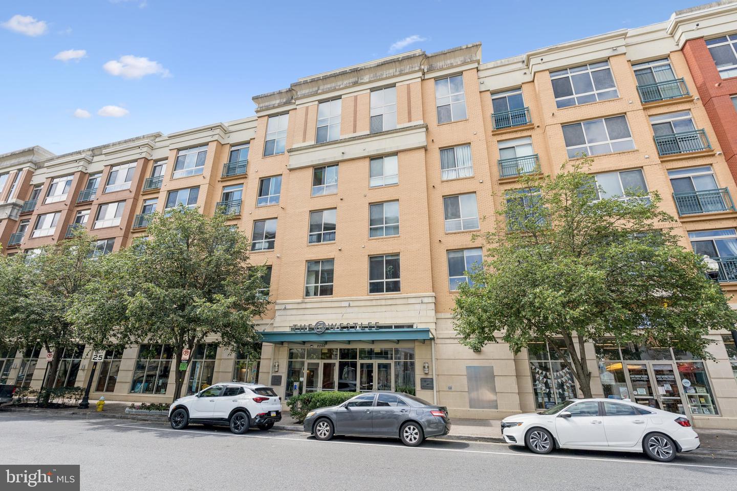 2200 N WESTMORELAND ST #519, ARLINGTON, Virginia 22213, 2 Bedrooms Bedrooms, ,2 BathroomsBathrooms,Residential,For sale,2200 N WESTMORELAND ST #519,VAAR2062108 MLS # VAAR2062108