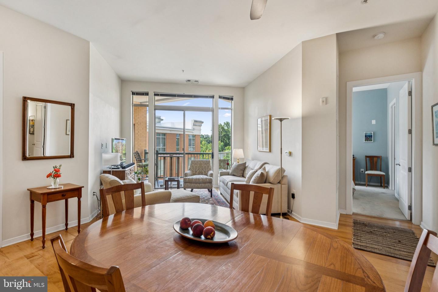 2200 N WESTMORELAND ST #519, ARLINGTON, Virginia 22213, 2 Bedrooms Bedrooms, ,2 BathroomsBathrooms,Residential,For sale,2200 N WESTMORELAND ST #519,VAAR2062108 MLS # VAAR2062108