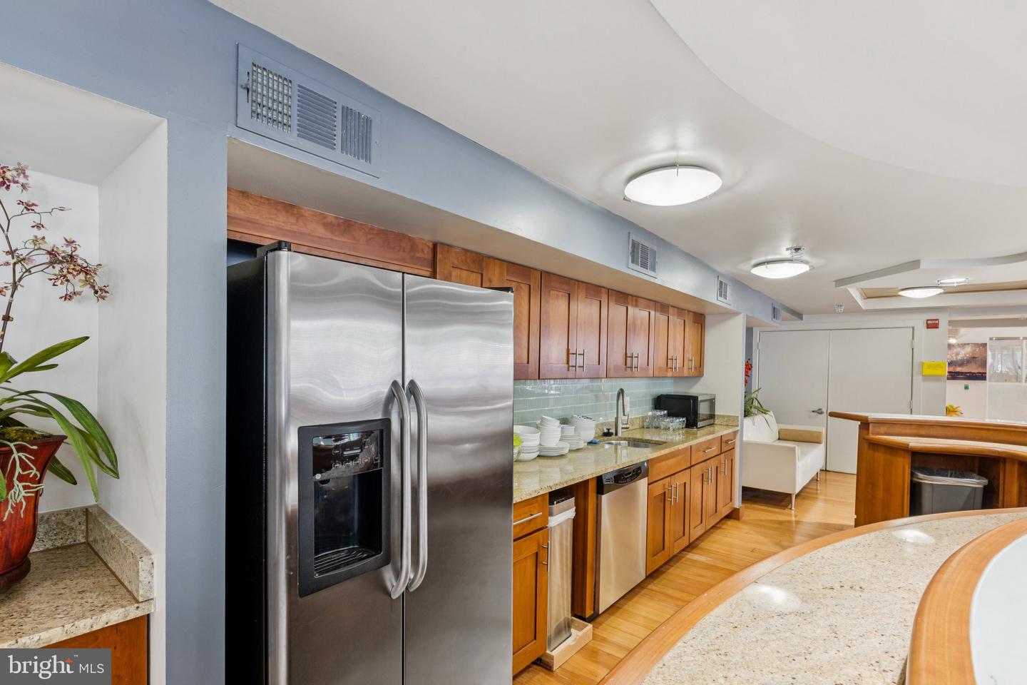 2200 N WESTMORELAND ST #519, ARLINGTON, Virginia 22213, 2 Bedrooms Bedrooms, ,2 BathroomsBathrooms,Residential,For sale,2200 N WESTMORELAND ST #519,VAAR2062108 MLS # VAAR2062108