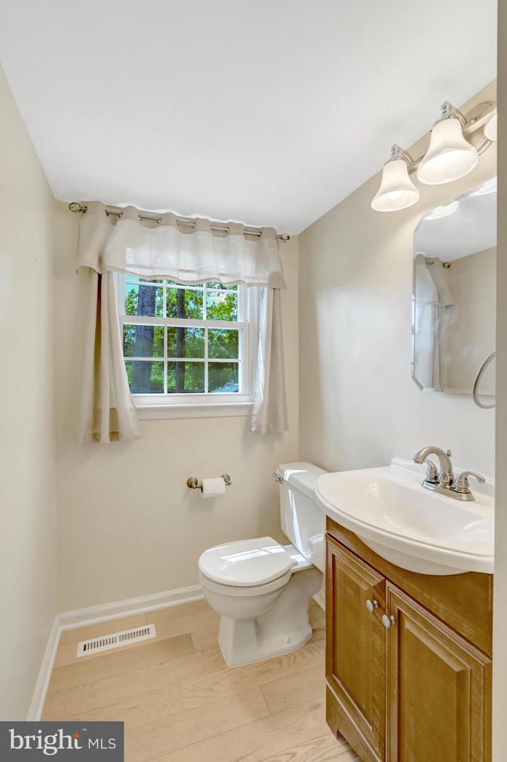 120 COBBLERS CT, STAFFORD, Virginia 22554, 4 Bedrooms Bedrooms, ,3 BathroomsBathrooms,Residential,For sale,120 COBBLERS CT,VAST2041688 MLS # VAST2041688