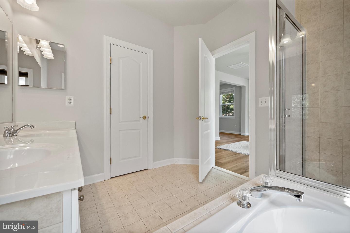 42592 OLMSTED DR, BRAMBLETON, Virginia 20148, 5 Bedrooms Bedrooms, ,2 BathroomsBathrooms,Residential,For sale,42592 OLMSTED DR,VALO2104340 MLS # VALO2104340