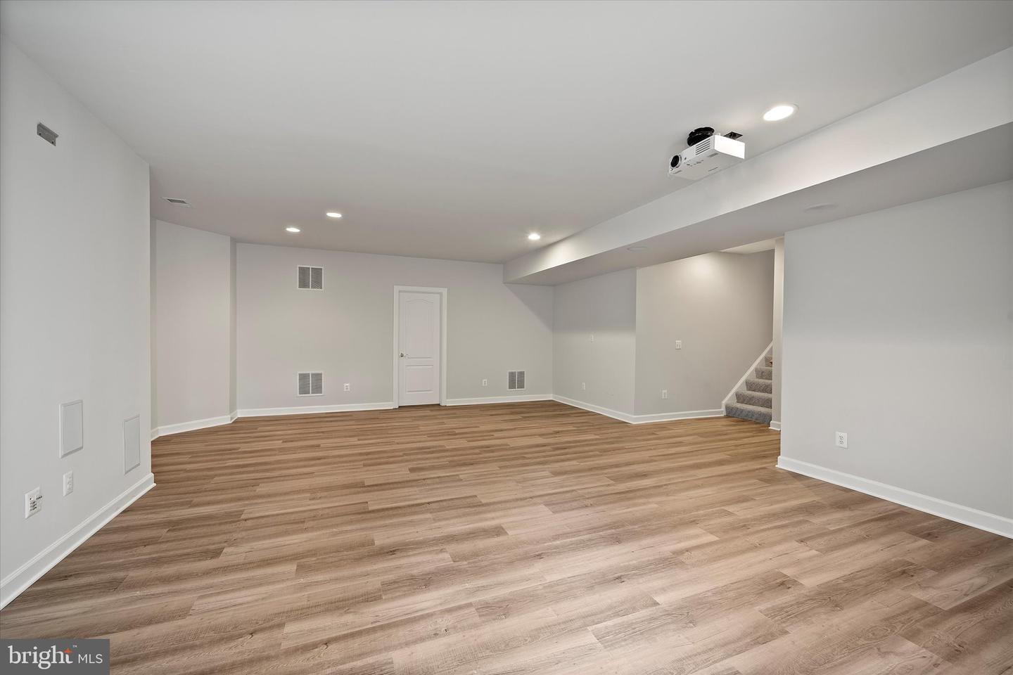 42592 OLMSTED DR, BRAMBLETON, Virginia 20148, 5 Bedrooms Bedrooms, ,2 BathroomsBathrooms,Residential,For sale,42592 OLMSTED DR,VALO2104340 MLS # VALO2104340