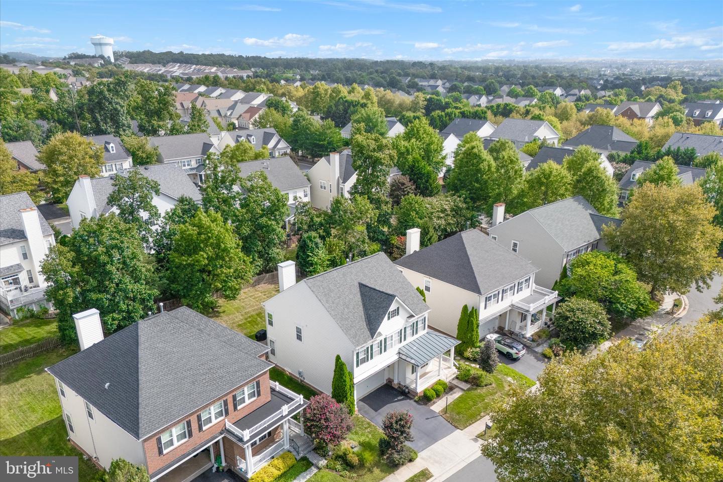 42592 OLMSTED DR, BRAMBLETON, Virginia 20148, 5 Bedrooms Bedrooms, ,2 BathroomsBathrooms,Residential,For sale,42592 OLMSTED DR,VALO2104340 MLS # VALO2104340