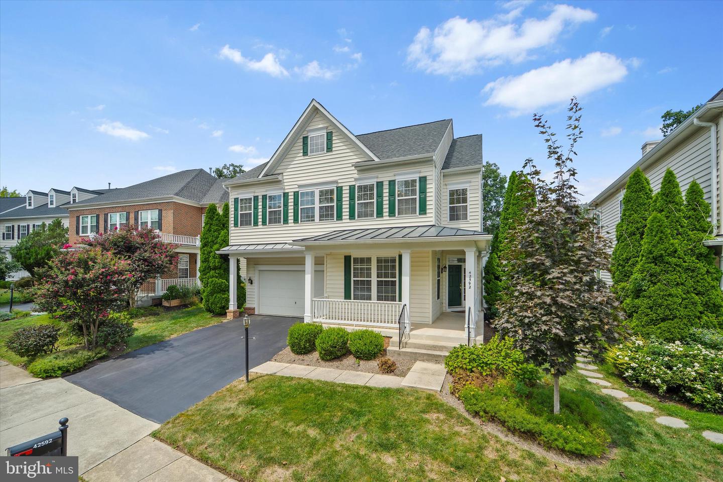 42592 OLMSTED DR, BRAMBLETON, Virginia 20148, 5 Bedrooms Bedrooms, ,2 BathroomsBathrooms,Residential,For sale,42592 OLMSTED DR,VALO2104340 MLS # VALO2104340